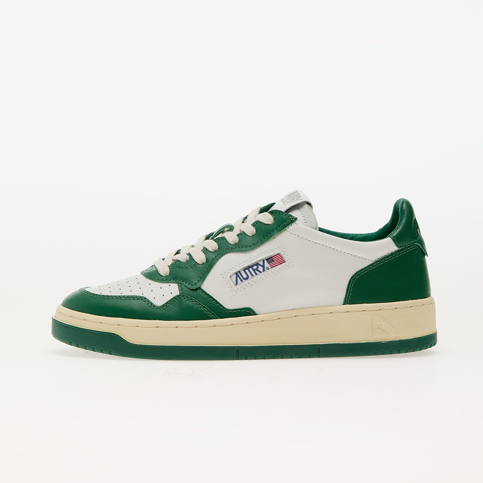 Мъжки кецове и обувки Autry Medalist Low Man Leat/ Leat Wht/ Green