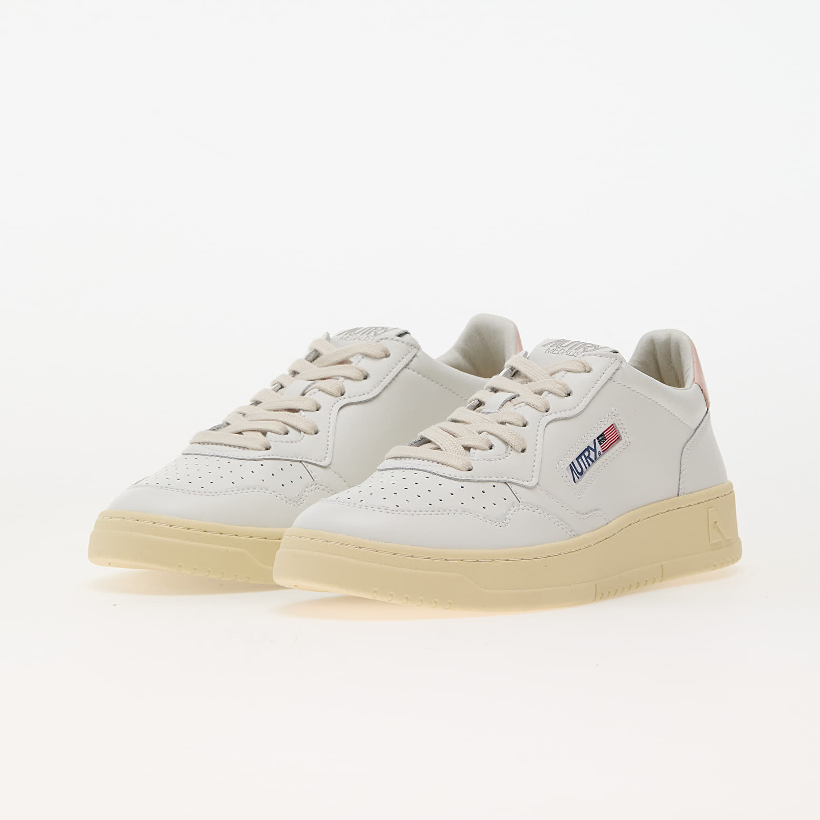 Мъжки кецове и обувки Autry Medalist Low Man Leat/ Leat Wht/ Pink