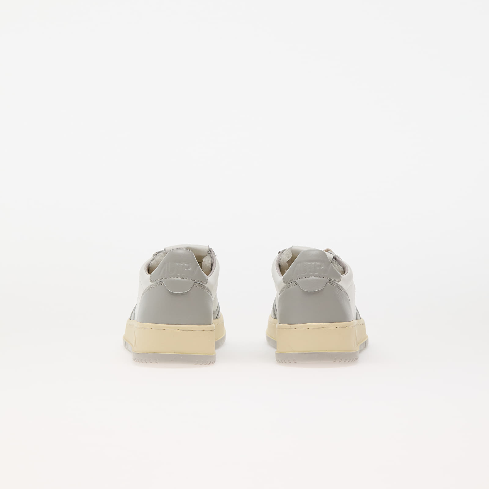 Дамски кецове и обувки Autry Medalist Low Wom Leat/ Leat Wht/ Vapor