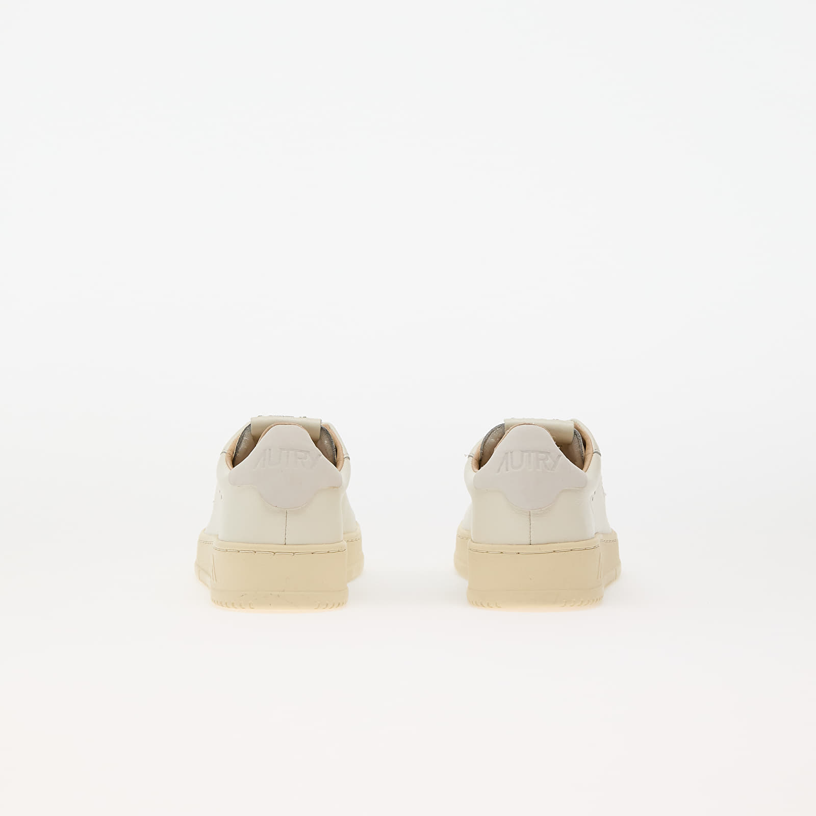 Дамски кецове и обувки Autry Medalist Low Wom Goat/ Goat White