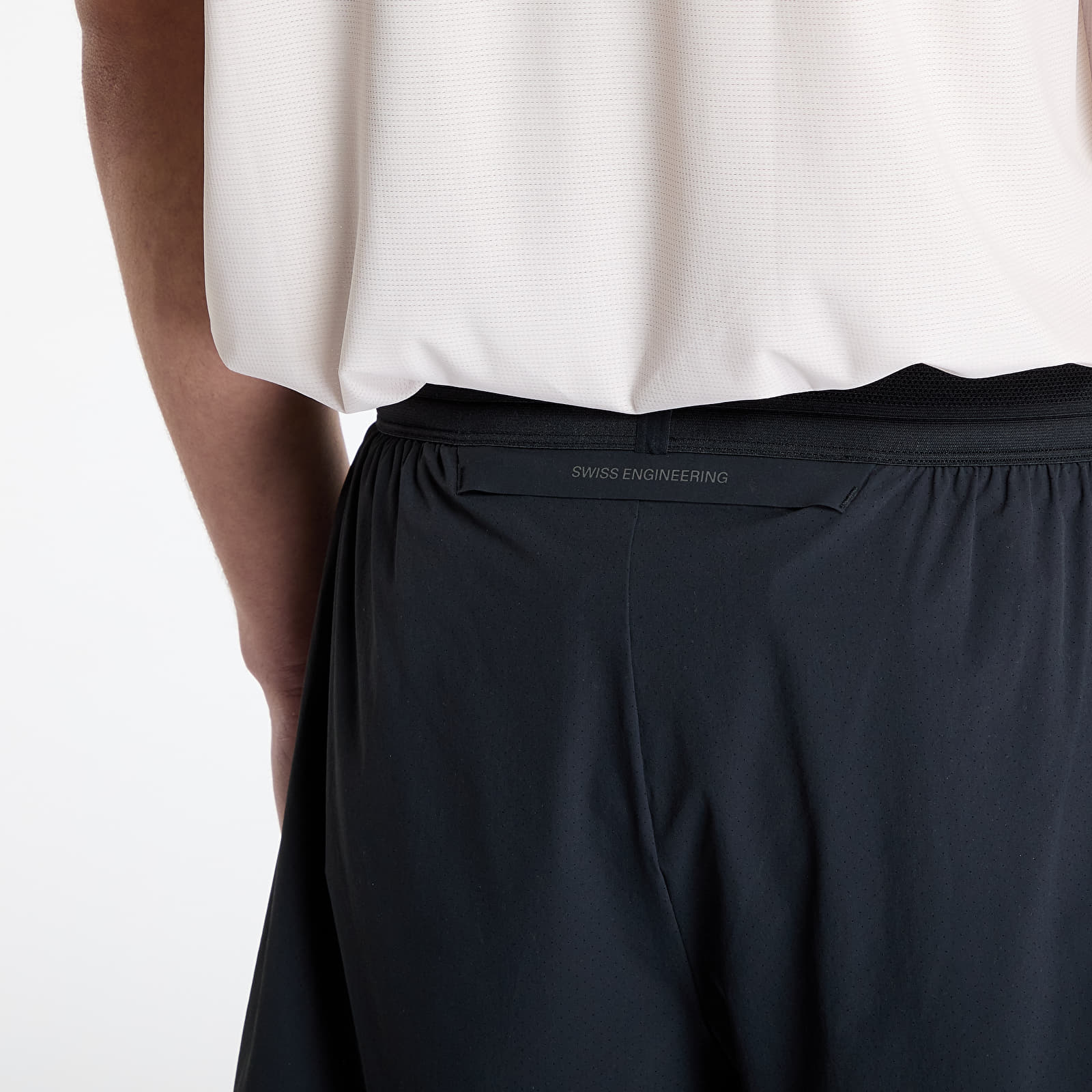 Shorts On 5" Performance Shorts Black