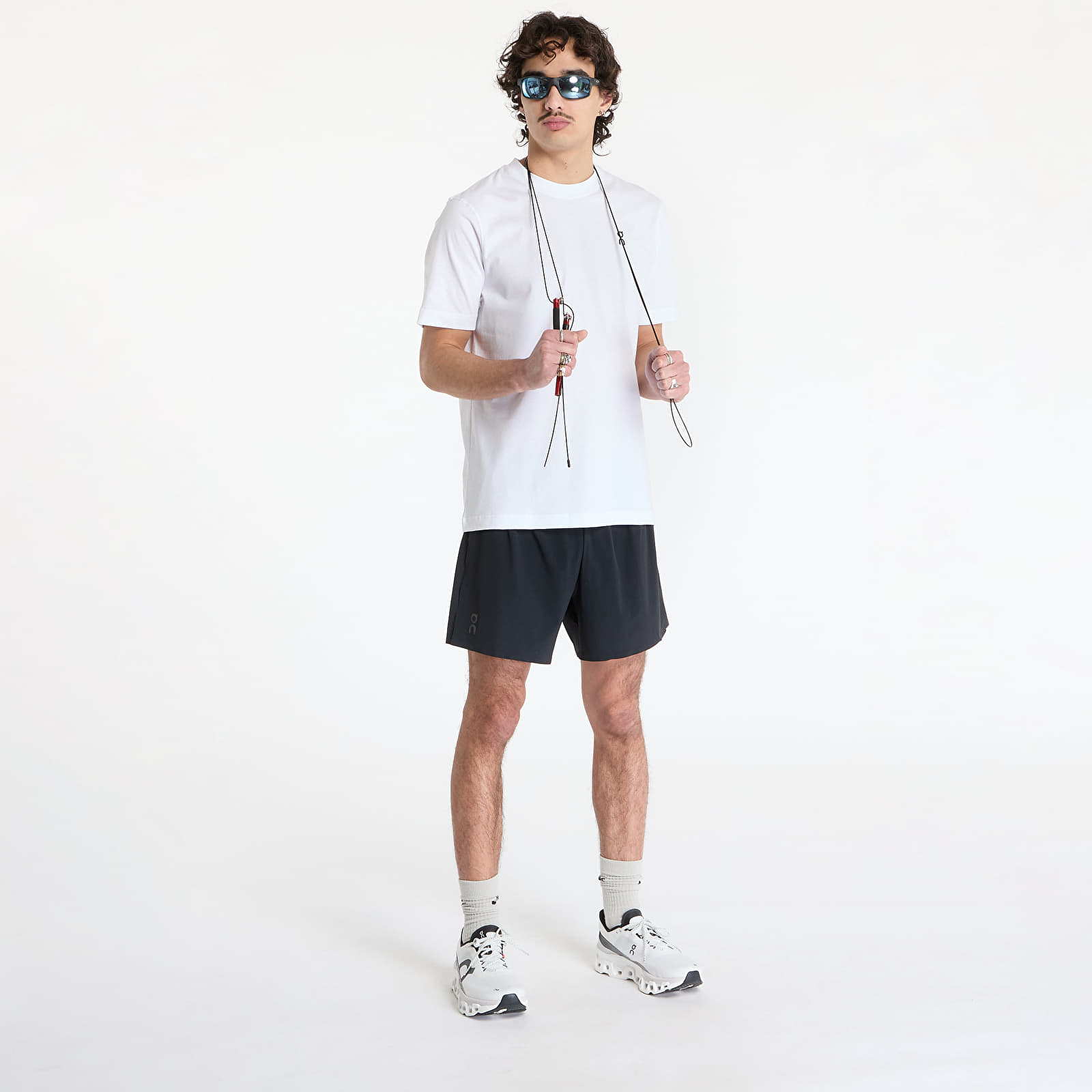 Trička On Graphic Short Sleeve Tee White