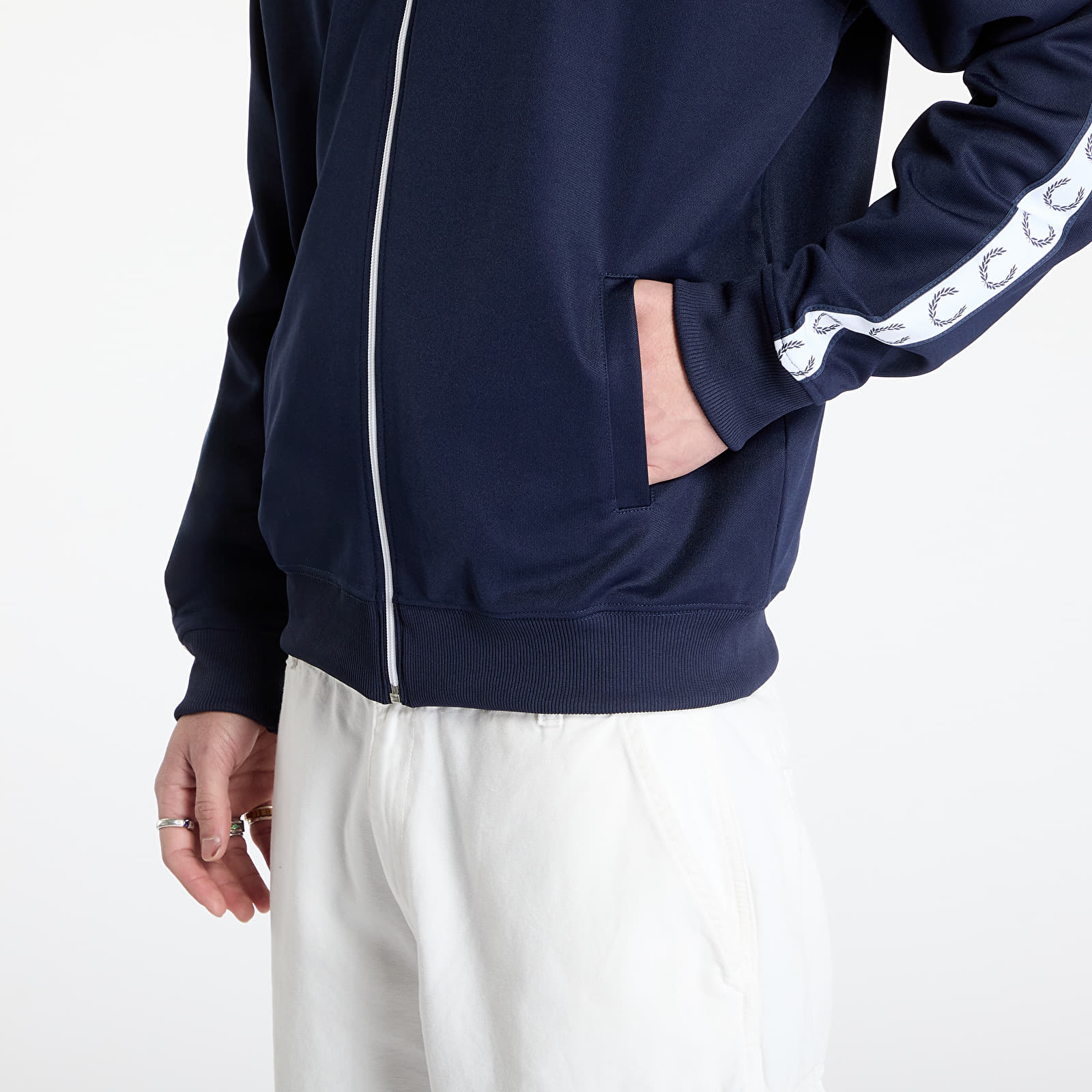 Pánské mikiny FRED PERRY Taped Track Jacket Carbon Blue