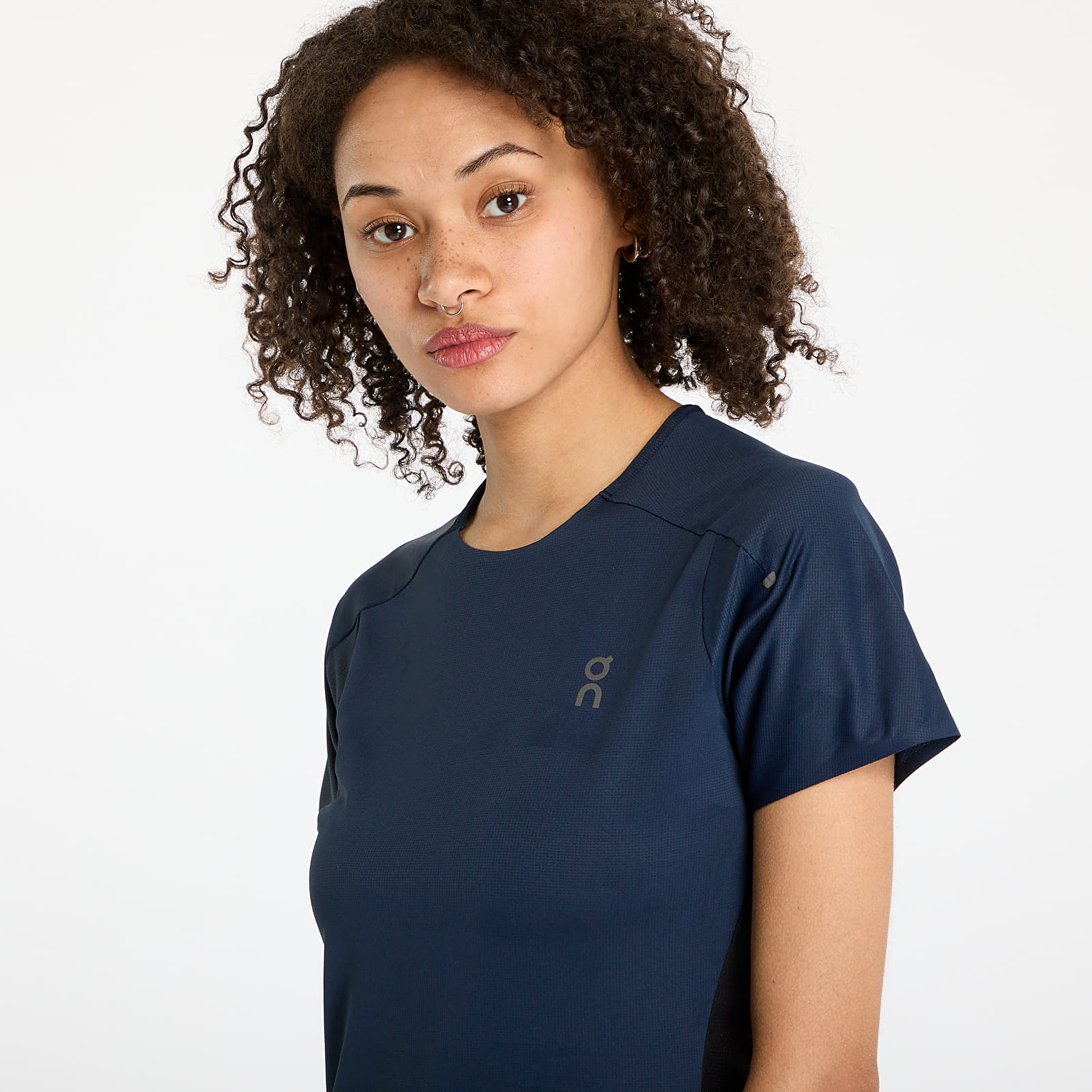 Tričká On Performance Short Sleeve Tee Navy/ Black