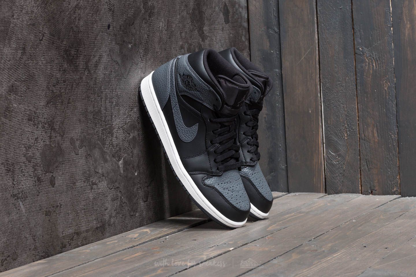 Black and dark grey jordan 1 top