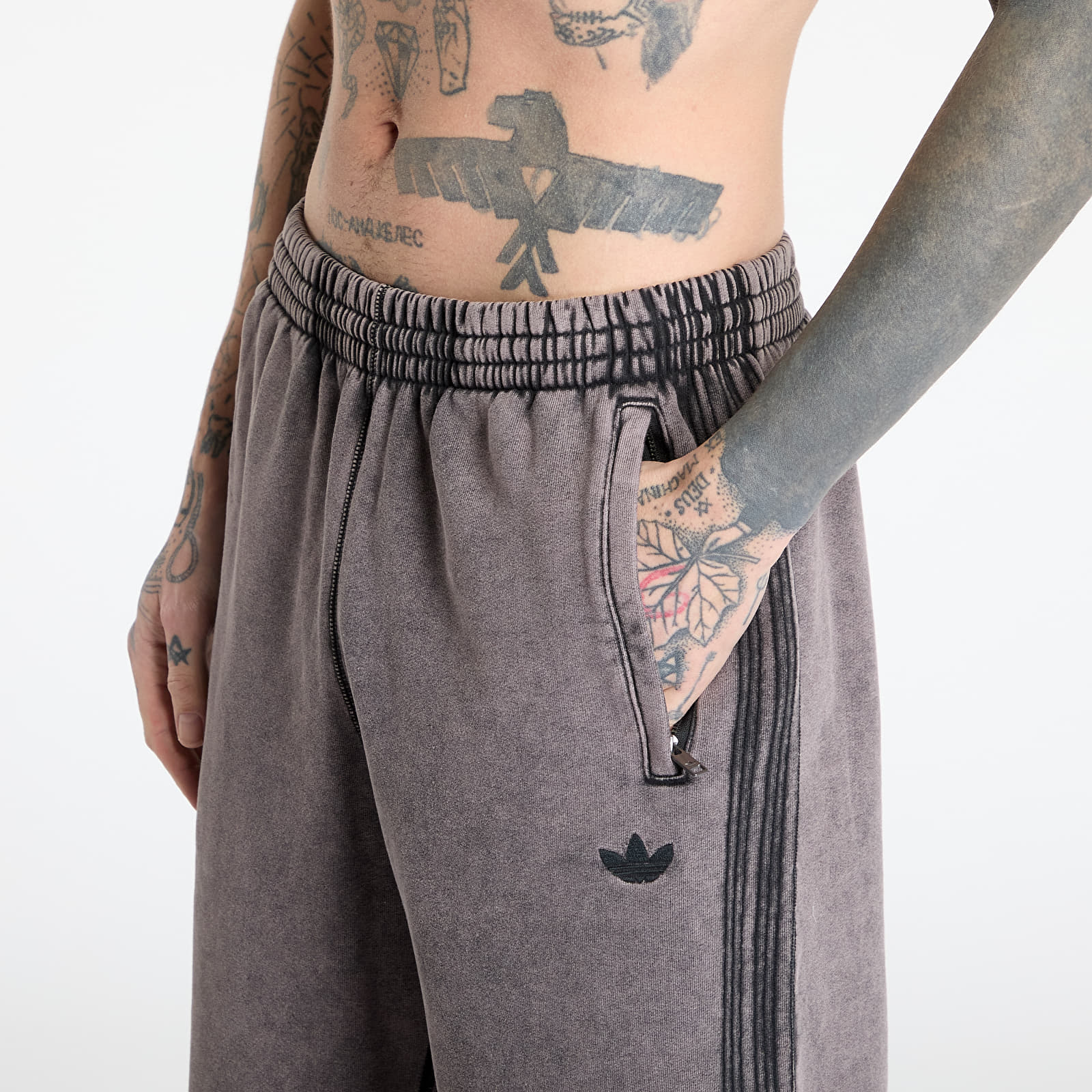 Pantaloni tuta uomo adidas Premium Essentials Retro Washed Open Hem Pants Black