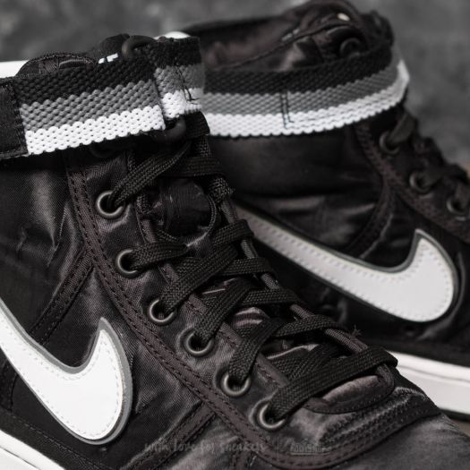 Nike top vandal black