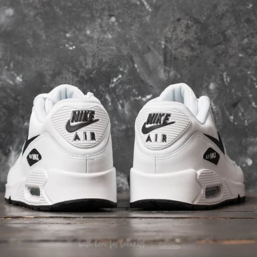 Air max 90 noir sales et blanc femme jordan