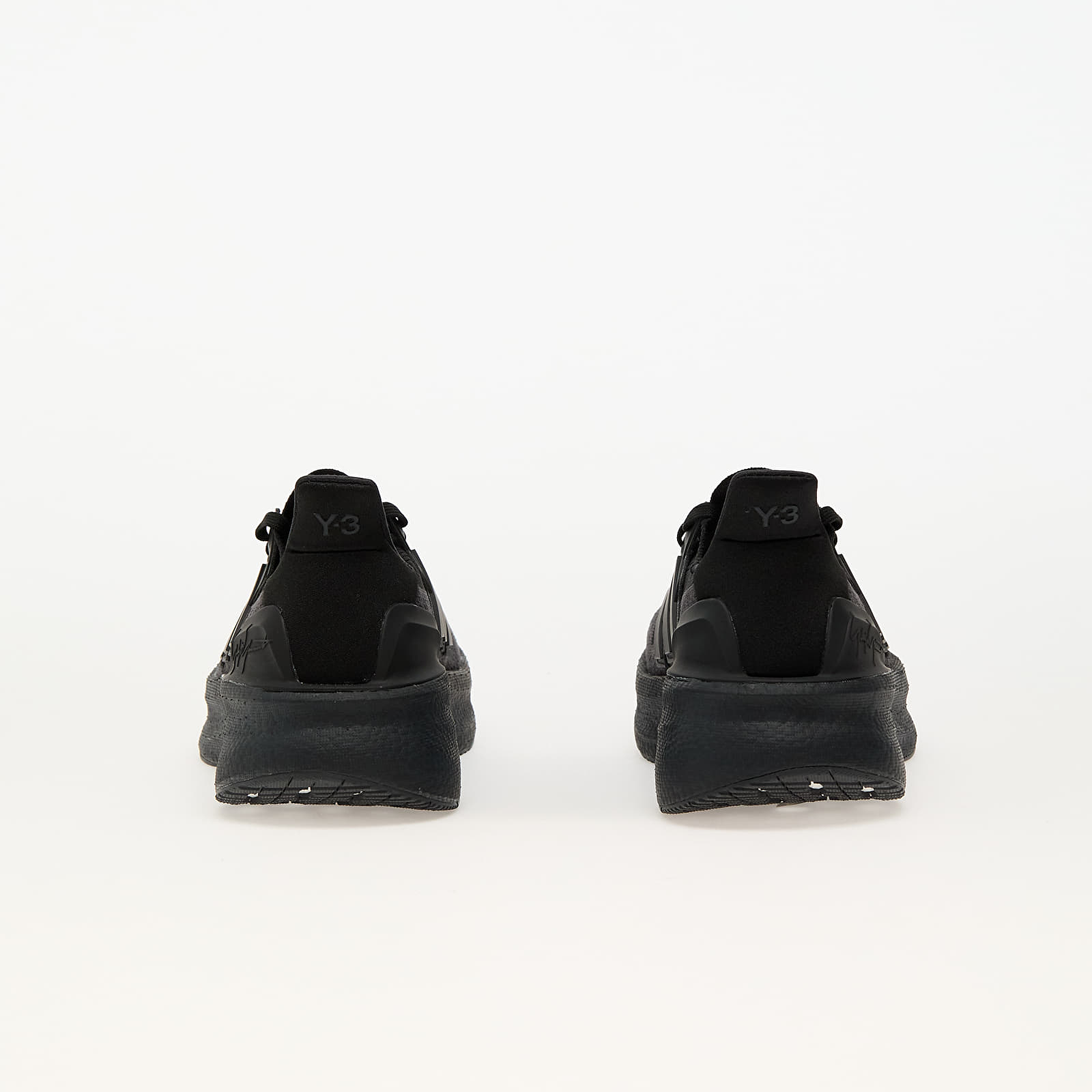 Moški čevlji Y-3 Ultraboost 5 Black/ Black/ Carbon