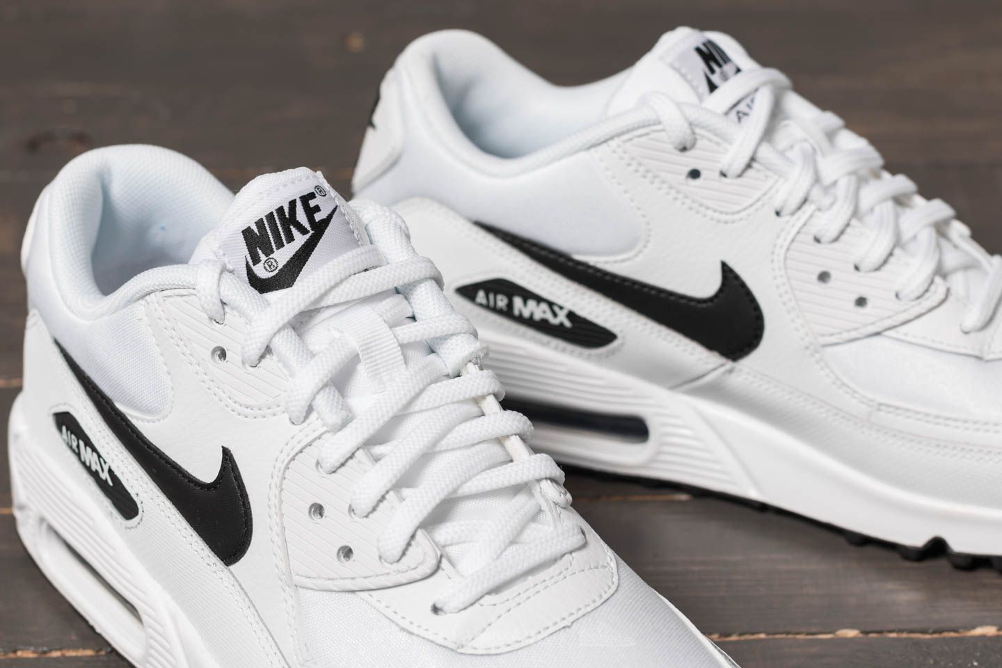 Sieviešu apavi Nike Wmns Air Max 90 White/ Black