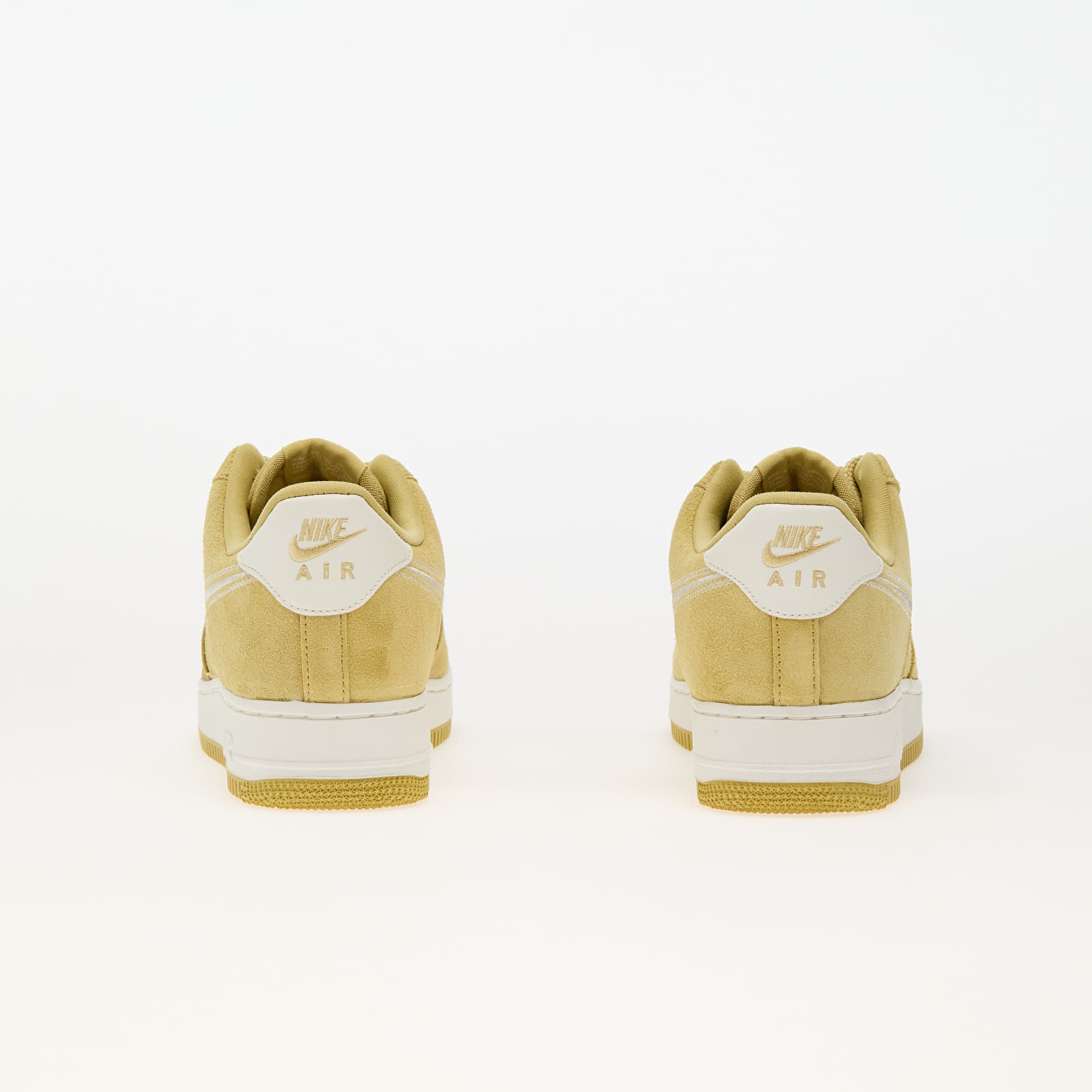 Férfi cipők Nike Air Force 1 '07 Lv8 Buff Gold/ Sail