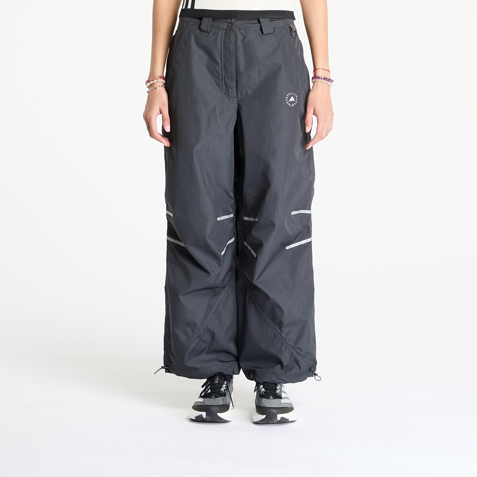 Housut ja farkut adidas x Stella Mccartney Woven Trackpants Black/ Utility Black