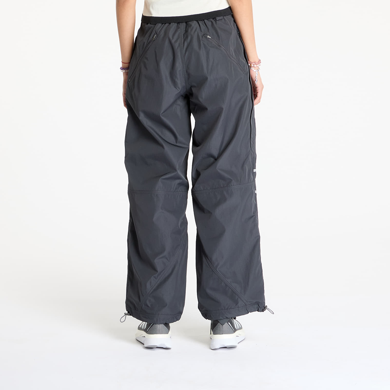 Housut ja farkut adidas x Stella Mccartney Woven Trackpants Black/ Utility Black