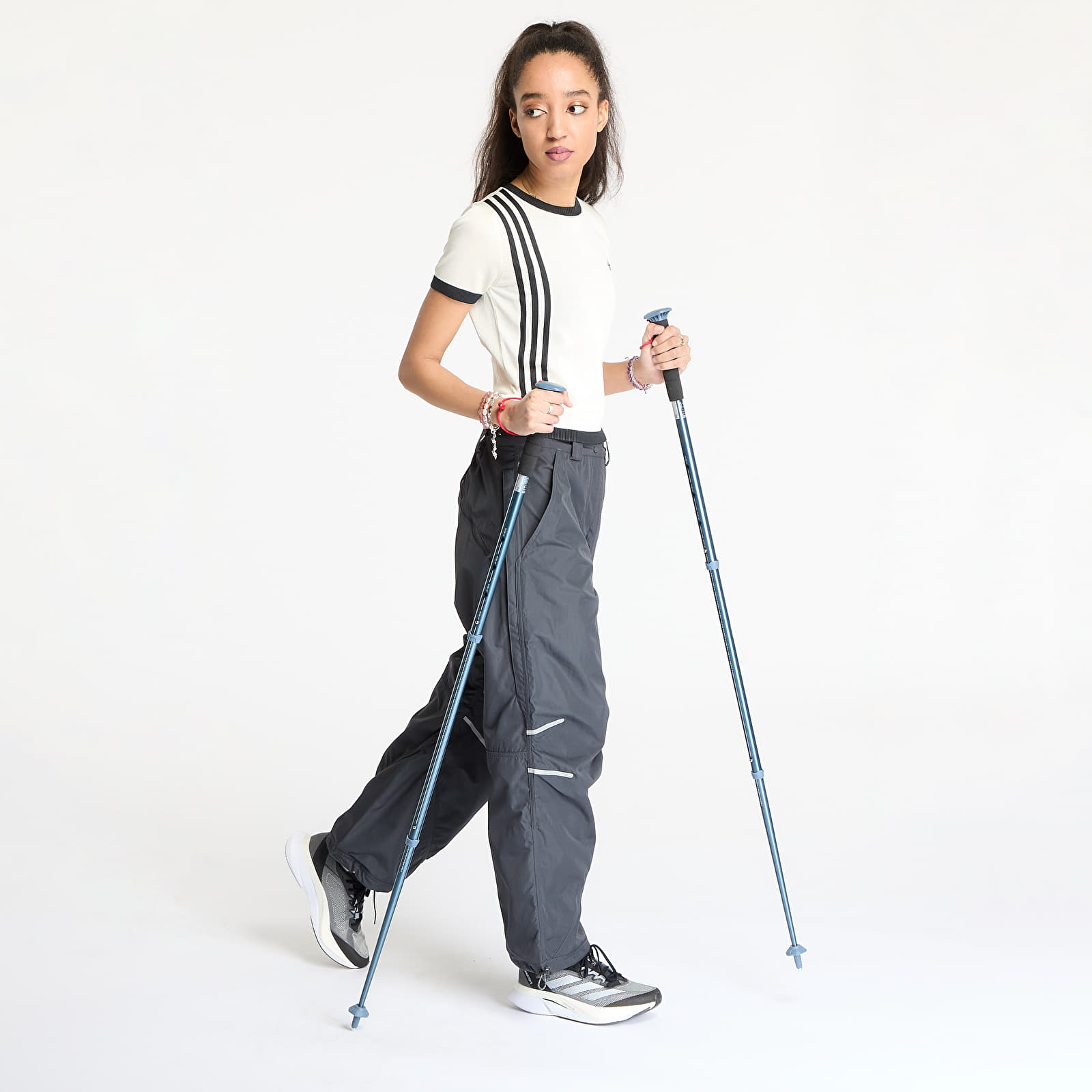 Housut ja farkut adidas x Stella Mccartney Woven Trackpants Black/ Utility Black