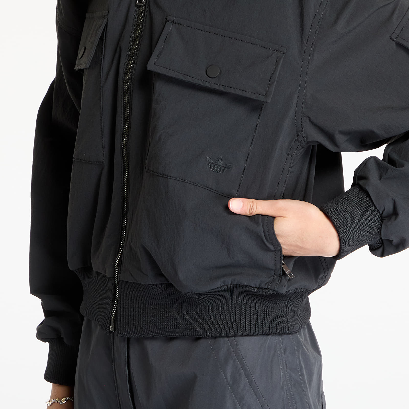 Větrovky adidas Premium Essentials Jacket Woven Black/ Black