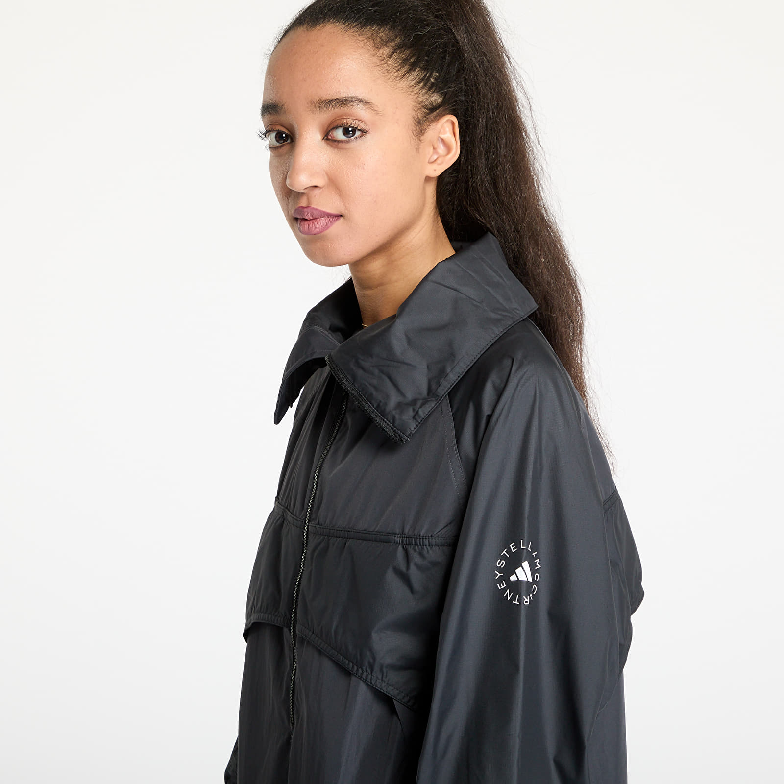 Větrovky adidas x Stella McCartney Pull-On Jacket Black/ Black/ Utility Black