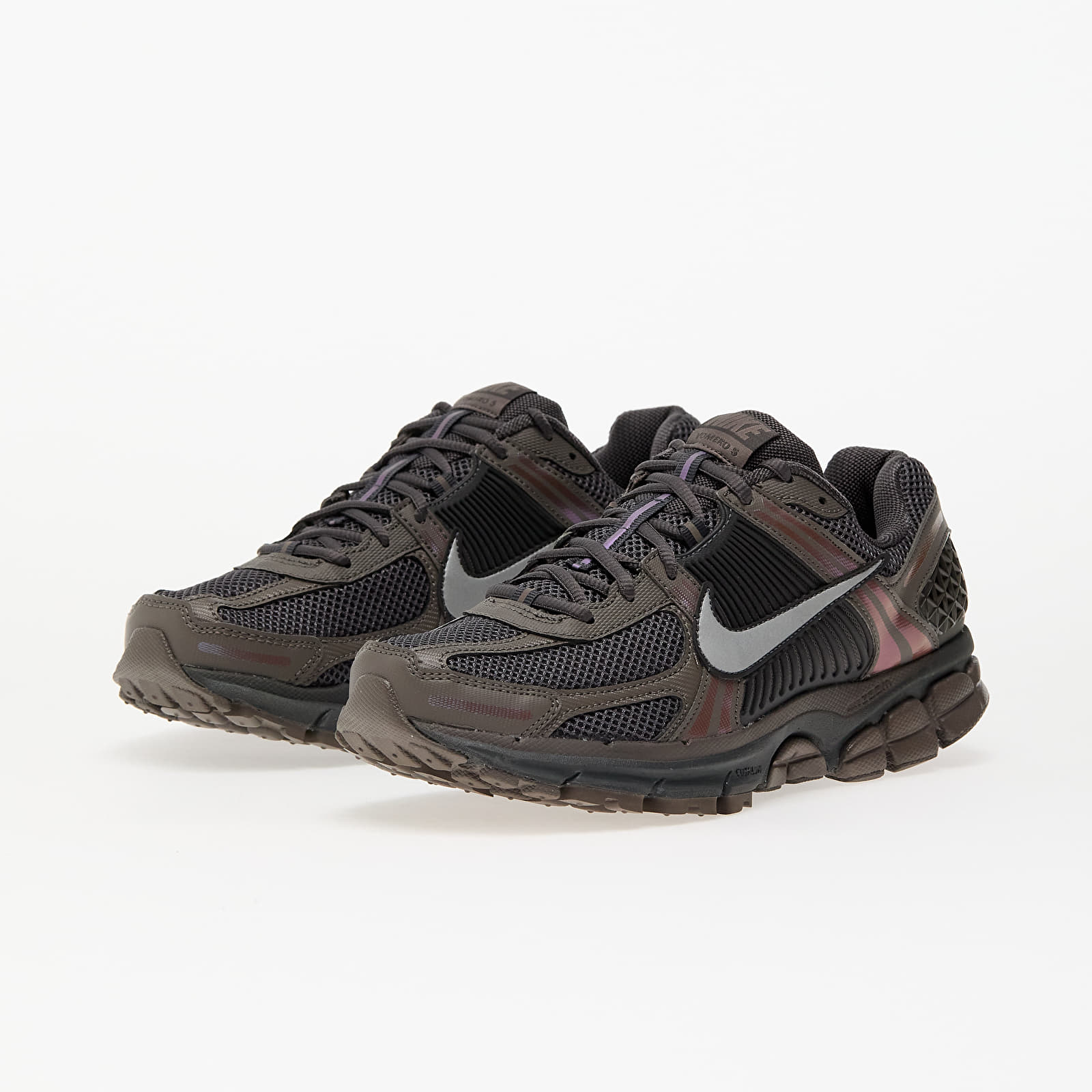 Männer Nike Zoom Vomero 5 Cave Stone/ Metallic Silver-Multi-Color