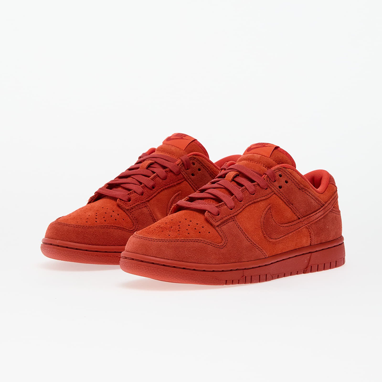 Ženske tenisice Nike W Dunk Low Se Picante Red/ Dragon Red