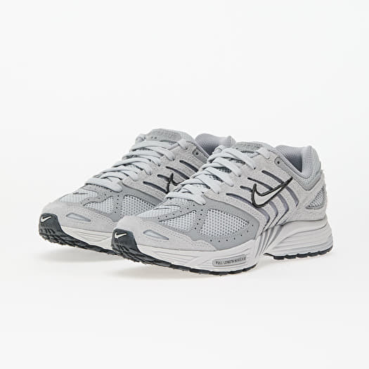 Nike W Air Pegasus 2005 Pure Platinum/ Mtlc Platinum-Wolf Grey