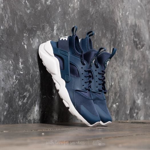 Nike air huarache navy blue and white shop