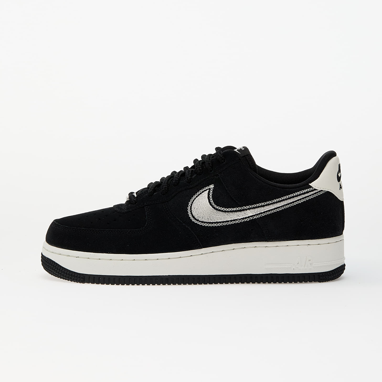Pánské tenisky a boty Nike Air Force 1 '07 Lv8 Black/ Sail