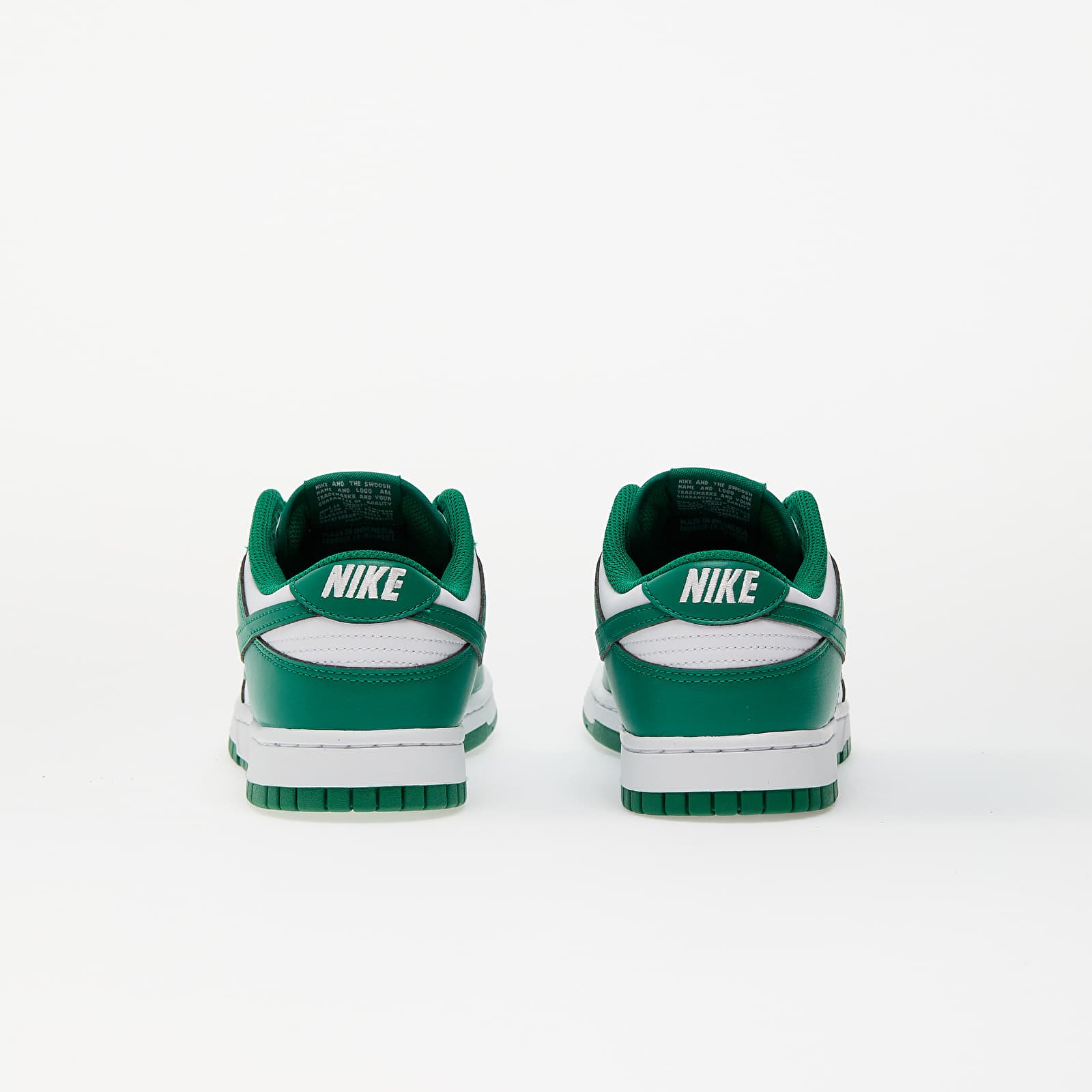 Herren Sneaker und Schuhe Nike Dunk Low Retro White/ Malachite
