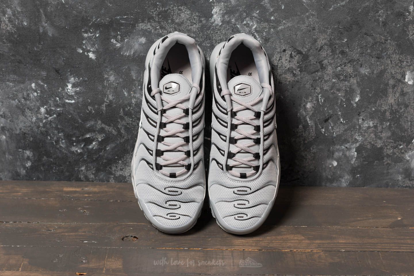 Men's shoes Nike Air Max Plus Wolf Grey/ White/ Black