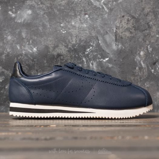 Men s shoes Nike Classic Cortez Leather Premium Obsidian Obsidian Black Footshop