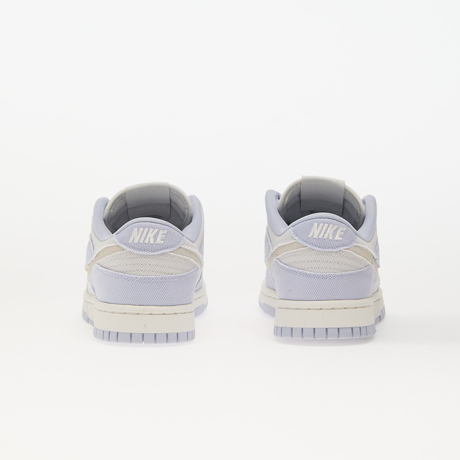 Дамски кецове и обувки Nike W Dunk Low Ghost/ Summit White-Platinum Tint