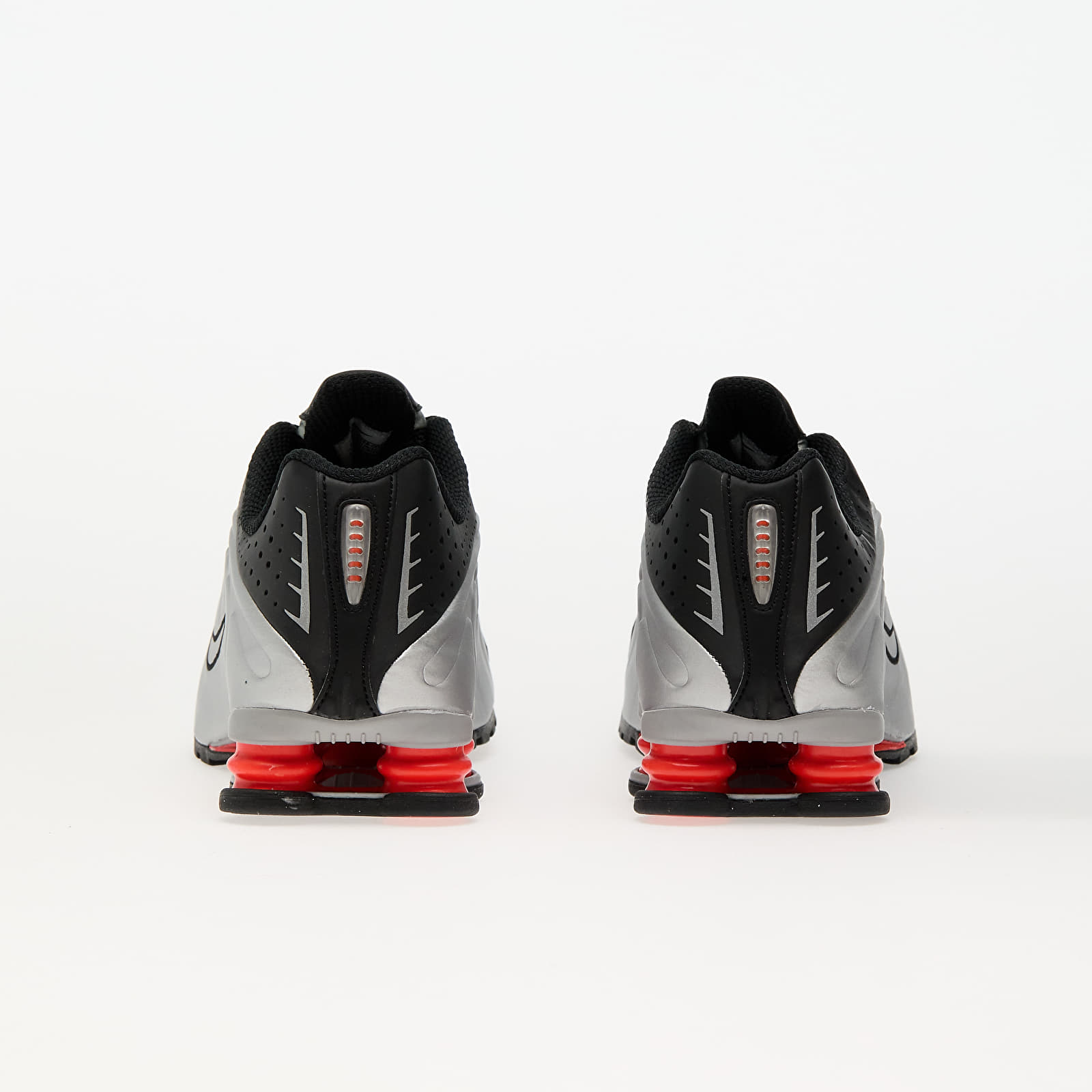 Férfi cipők Nike Shox R4 Metallic Silver/ Metallic Silver-Black