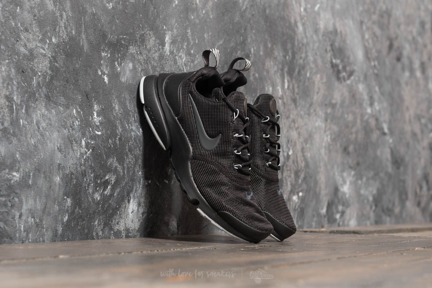 Chaussures et baskets femme Nike Presto Fly (GS) Black/ Anthracite-Wolf Grey