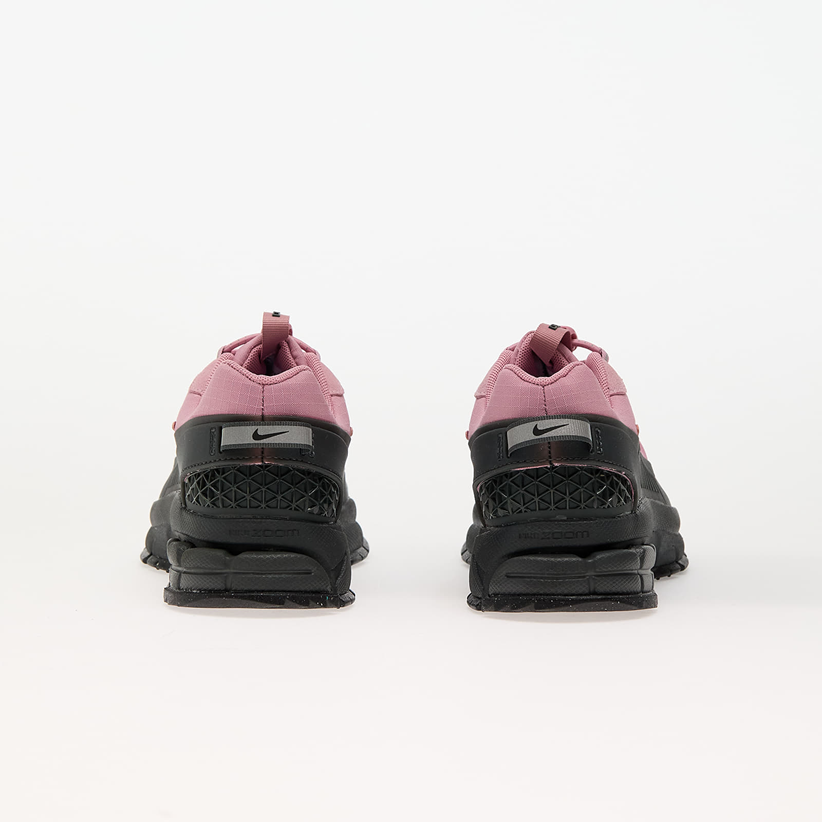 Women's shoes Nike W Zoom Vomero Roam Anthracite/ Elemental Pink-Black