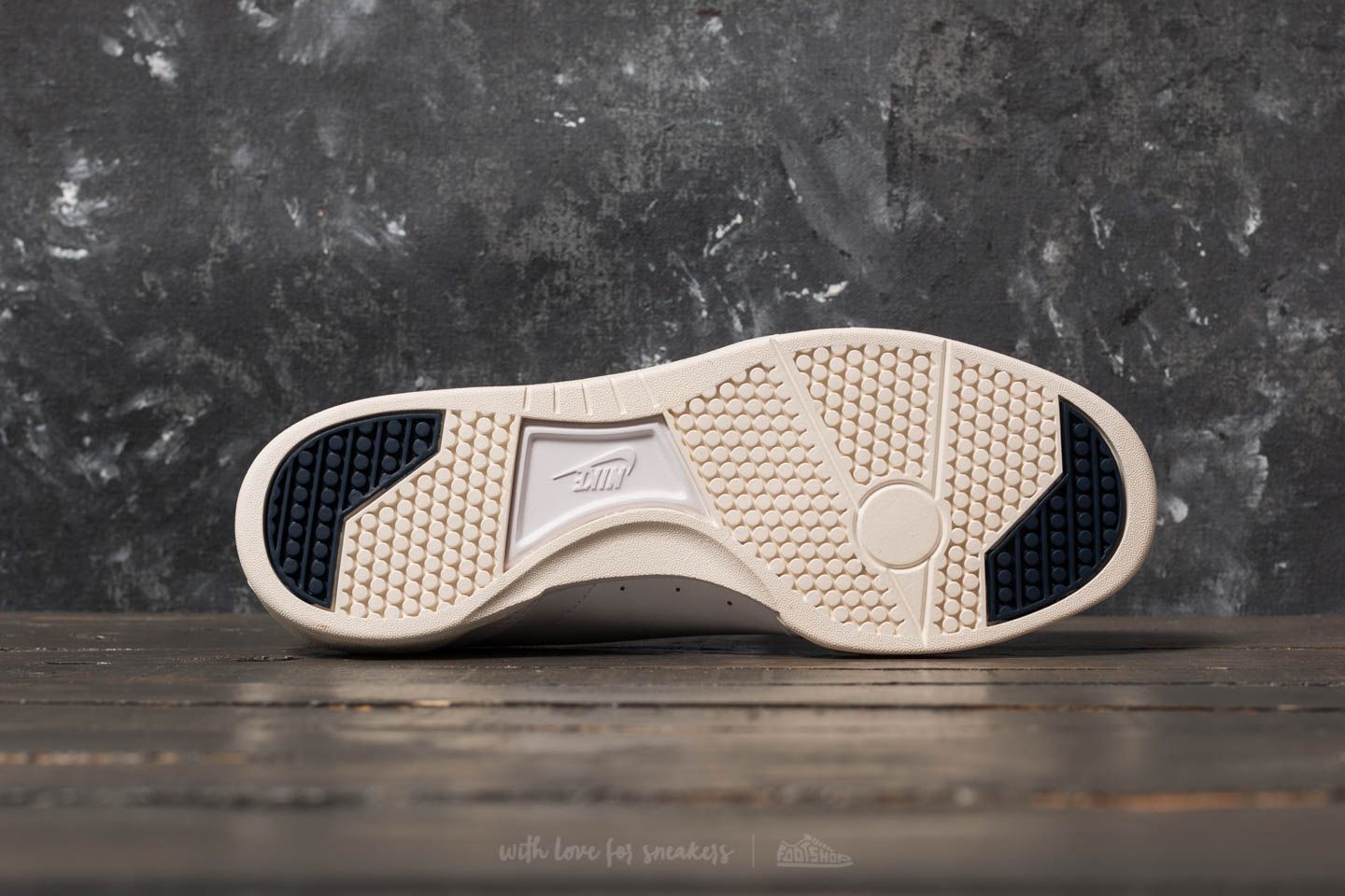 Nike grandstand 2 outlet navy