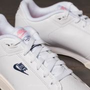 Nike grandstand 2 navy top