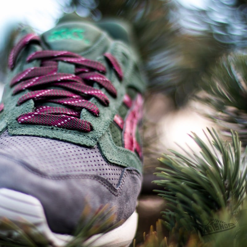 Men s shoes Asics Gel Saga Dark Green Burgundy Footshop