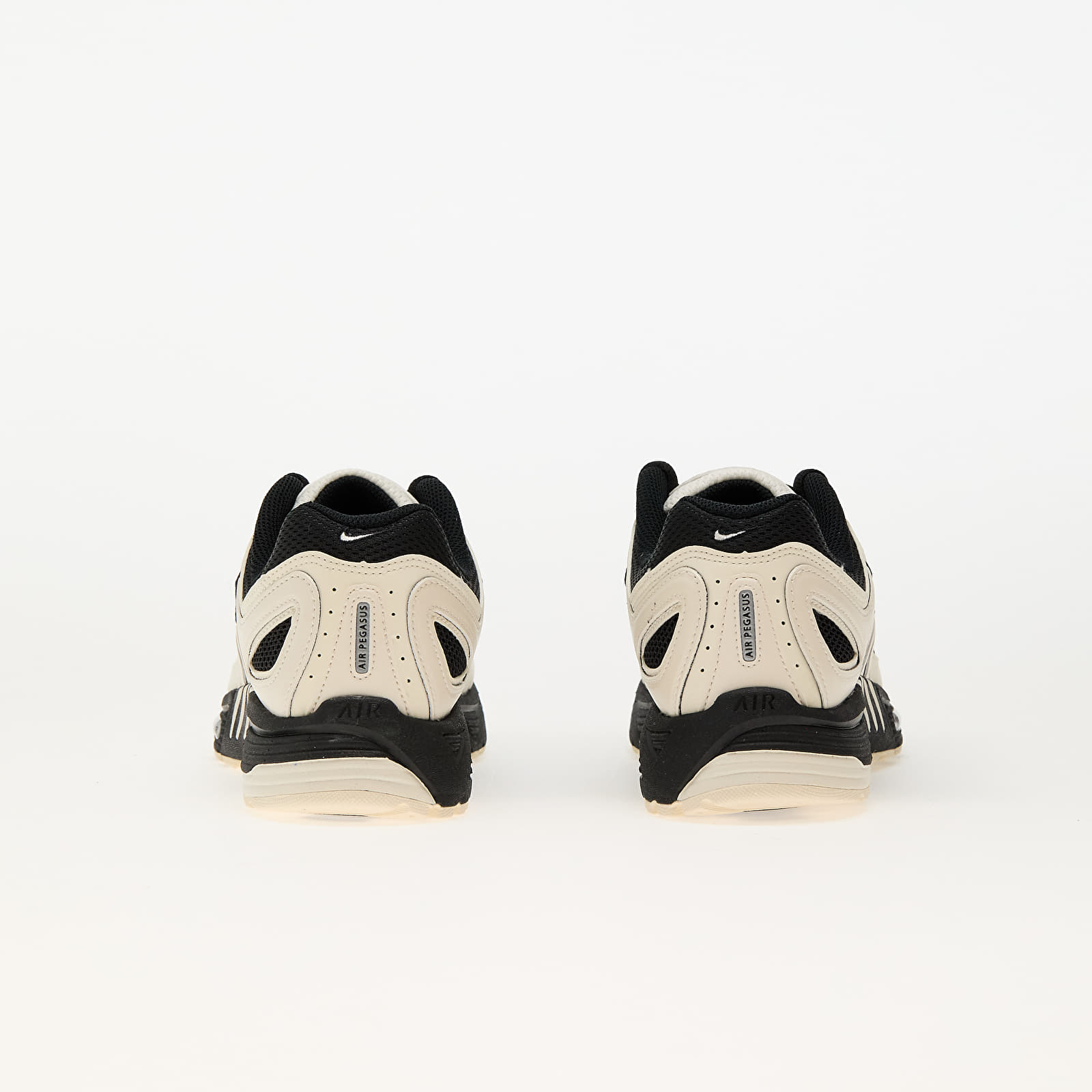 Мъжки кецове и обувки Nike Air Pegasus 2005 Pale Ivory/ Metallic Silver-Coconut Milk