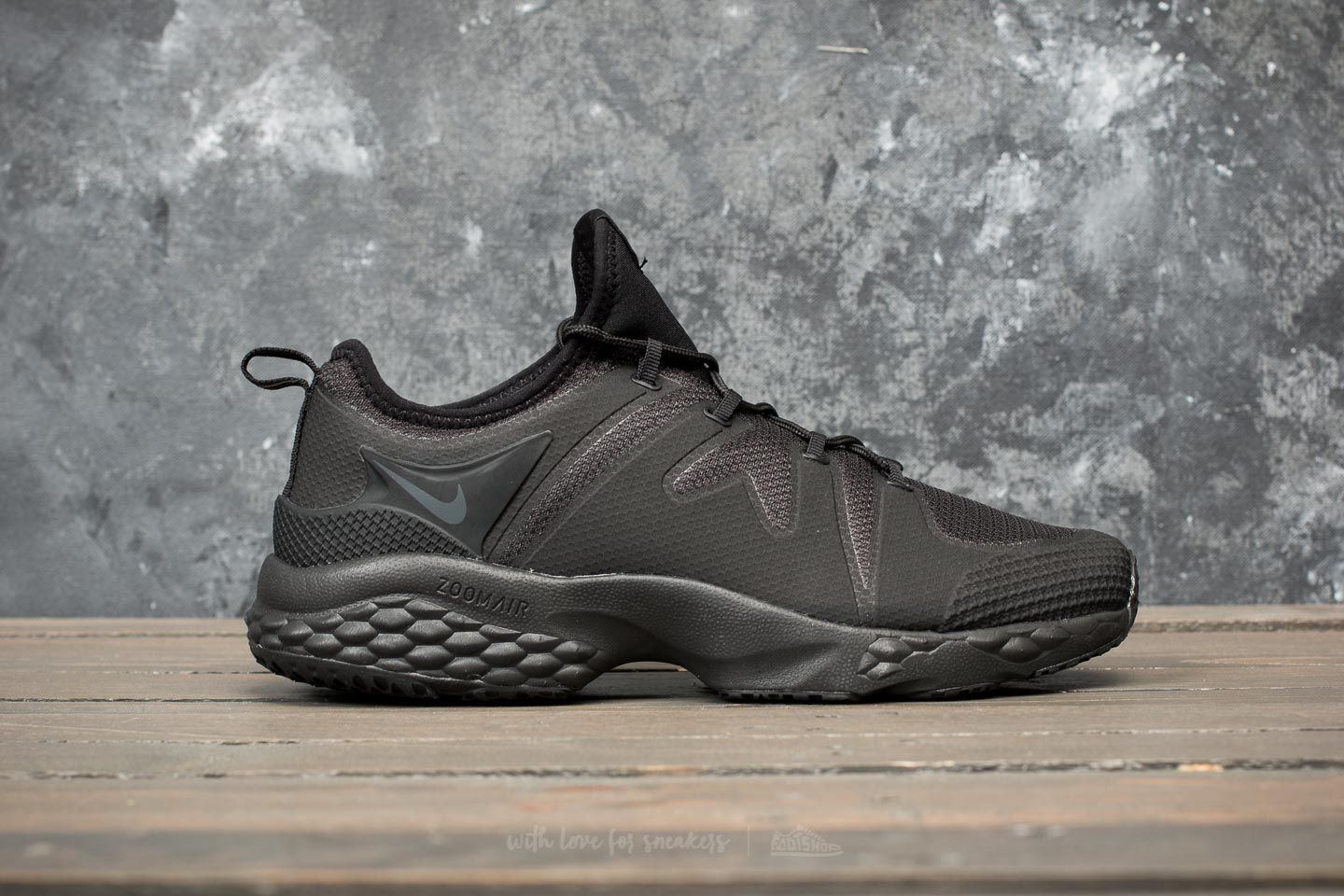 Men s shoes Nike Air Zoom LWP 16 Black Black Anthracite Footshop