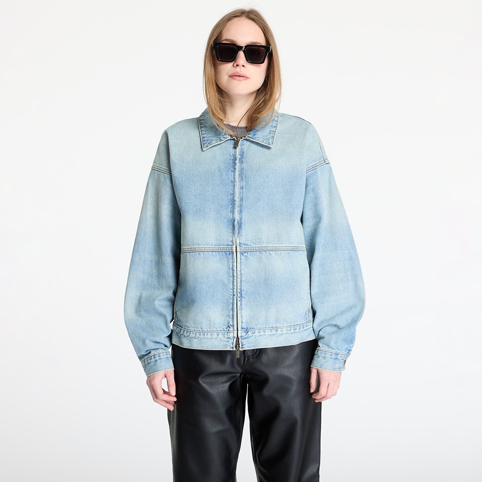 Casacos Fear Of God ESSENTIALS Denim Trucker Jacket Vintage Blue