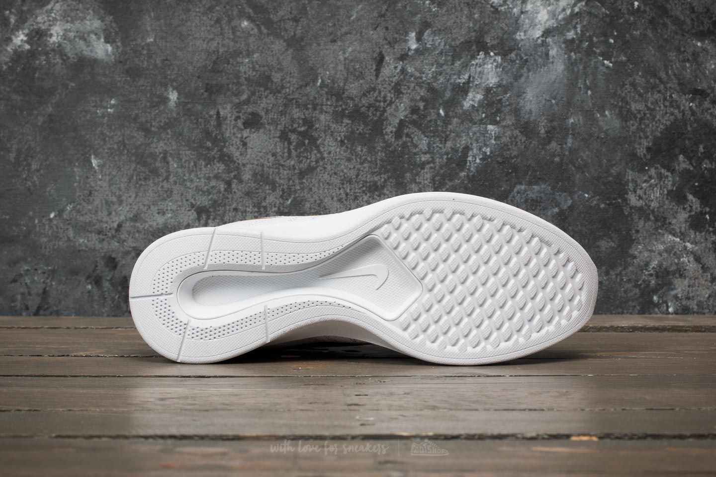 Ženski čevlji Nike W Dualtone Racer SE White/ Metallic Gold/  Vast Grey