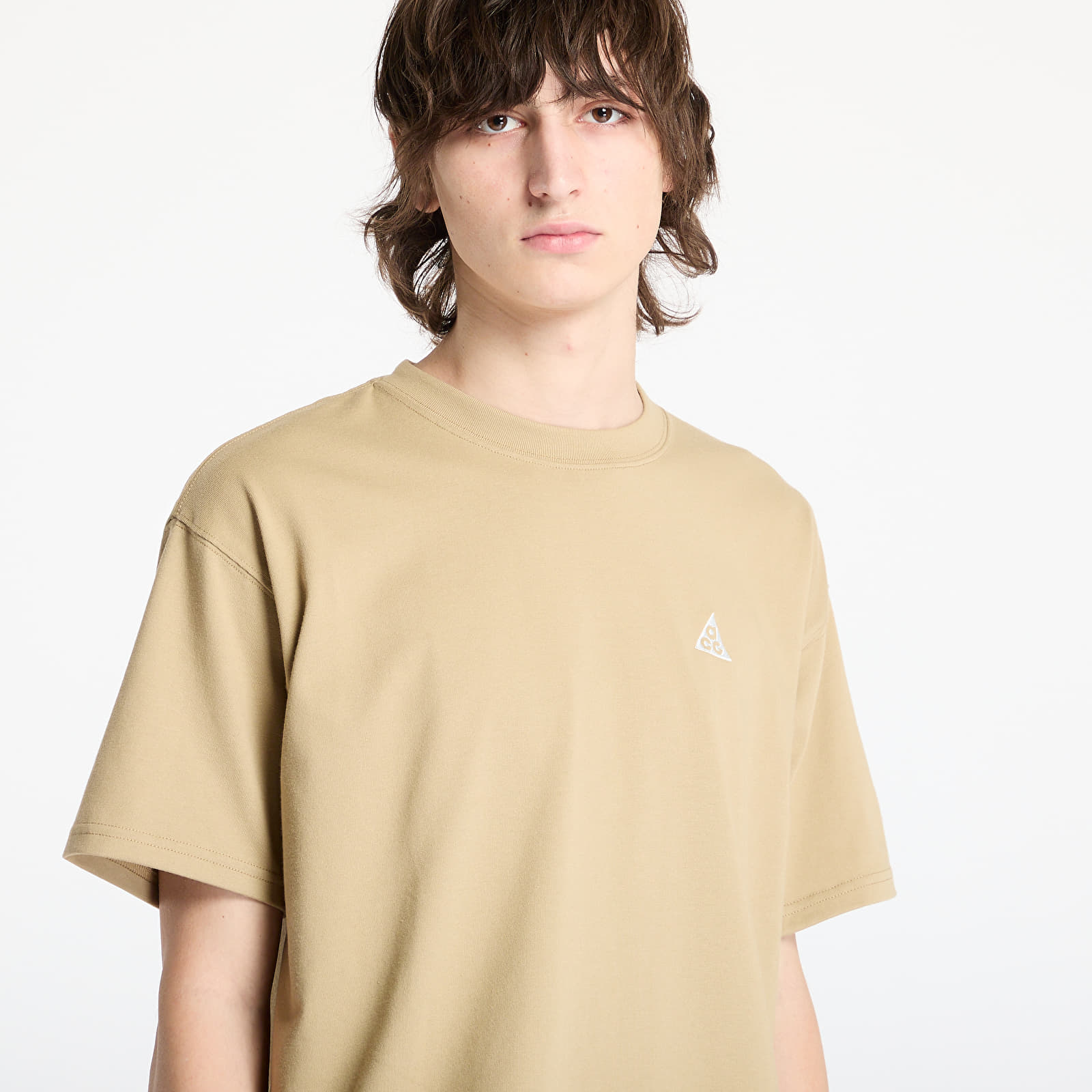 Trička Nike ACG Men's Max90 T-Shirt Parachute Beige