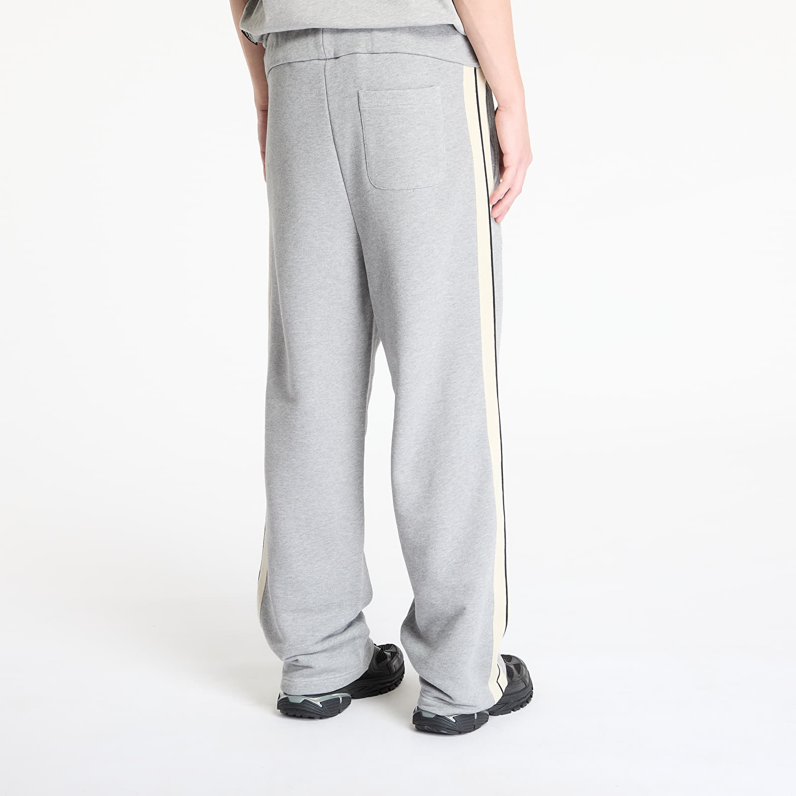 Férfi melegítőnadrágok Palm Angels Curved Logo Track Sweatpants Grey Melange