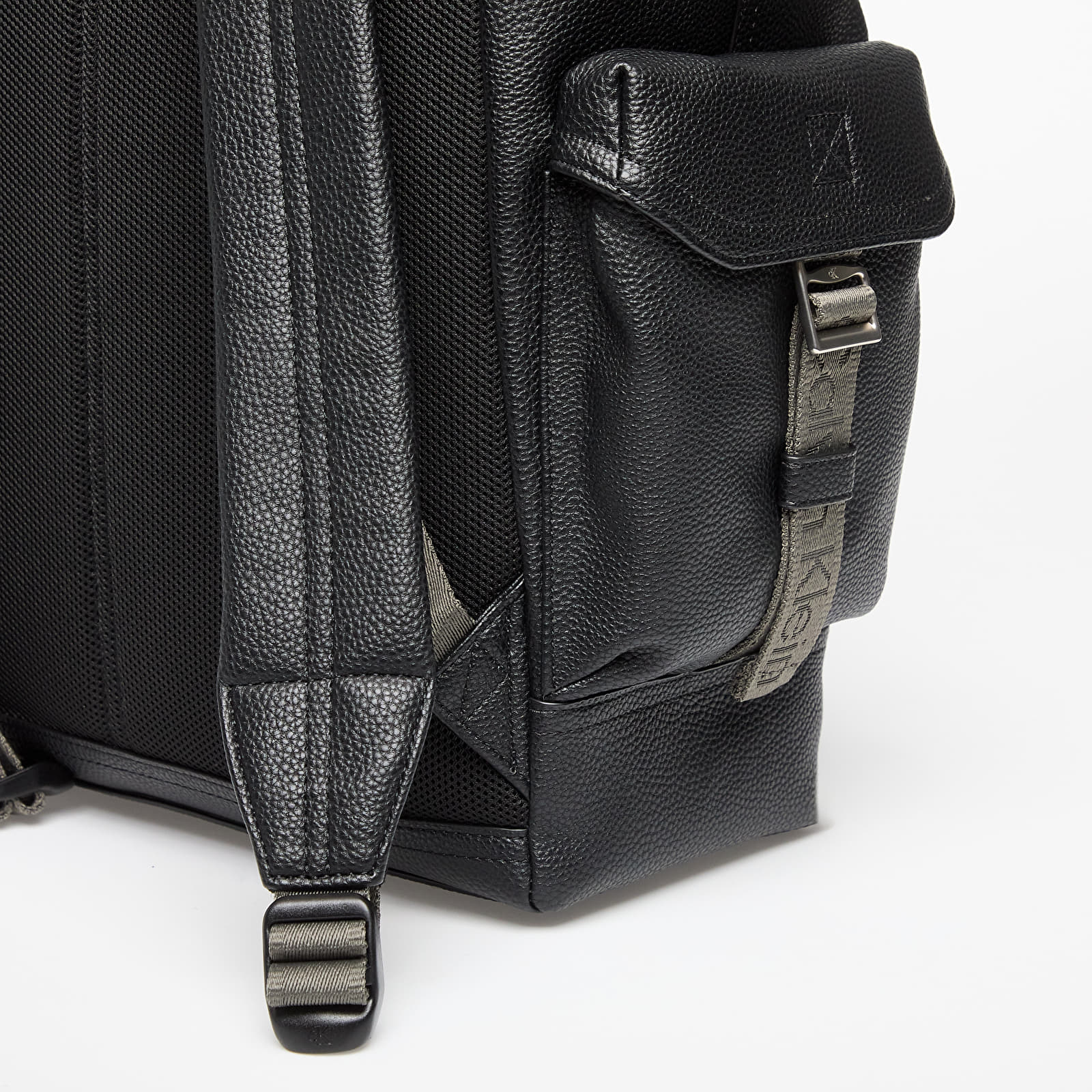 Hátizsákok Calvin Klein Jeans Cargo Flap Backpack Black