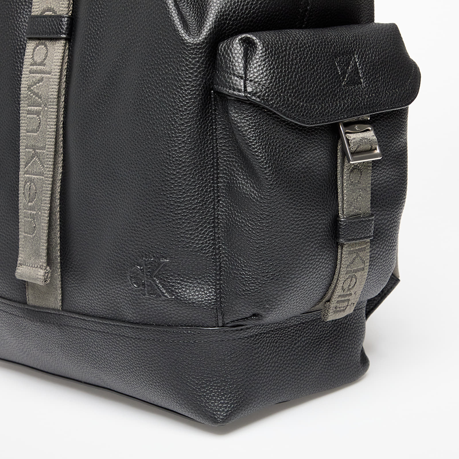 Hátizsákok Calvin Klein Jeans Cargo Flap Backpack Black