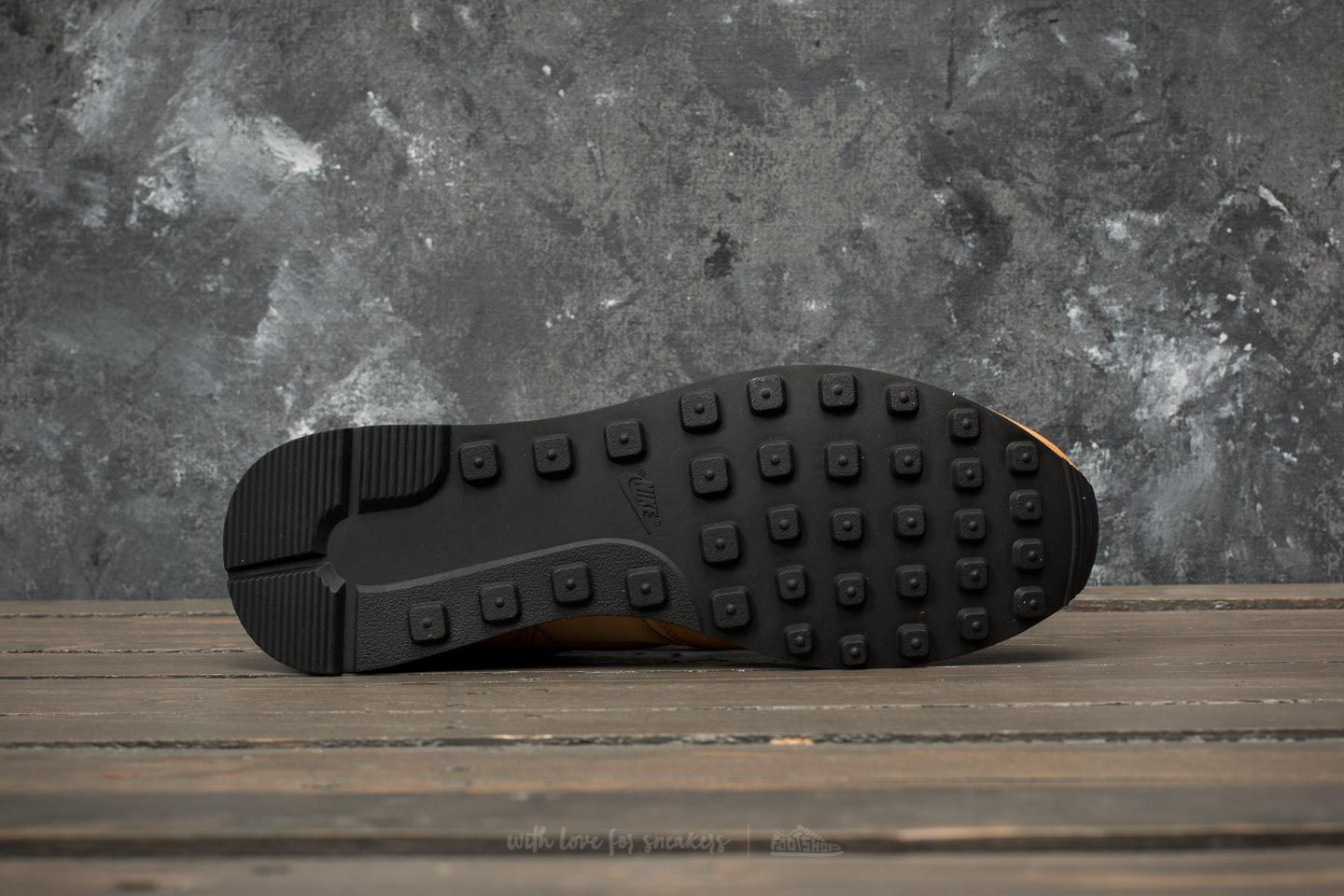 Vyriška avalynė Nike Internationalist SE Elemental Gold/ Elemental Gold