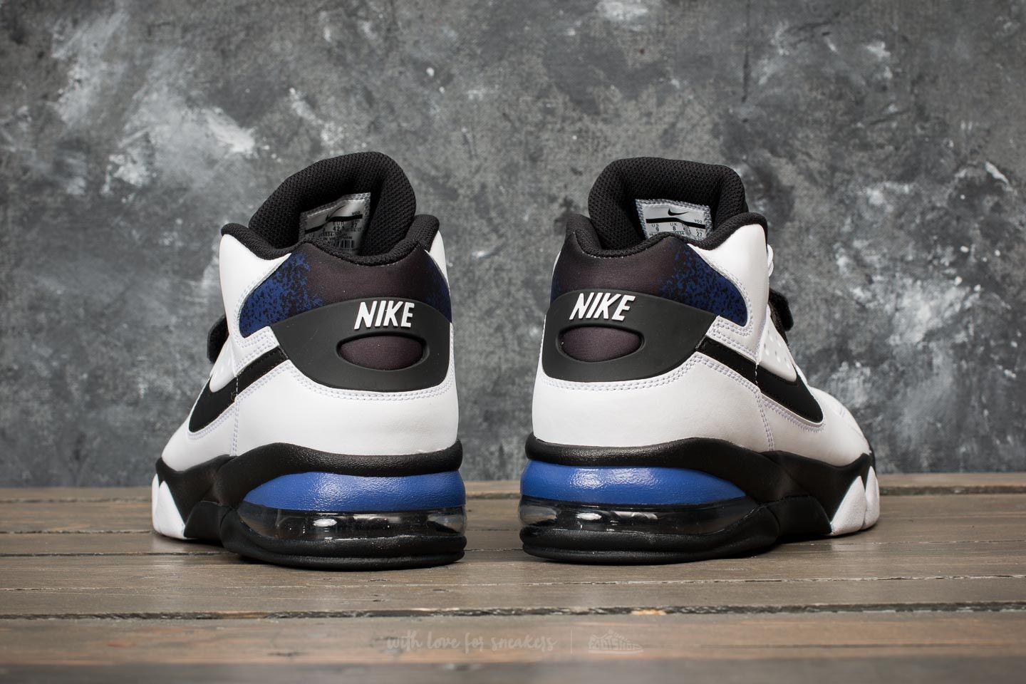 Chaussures et baskets homme Nike Air Force Max White Black Cobalt Footshop