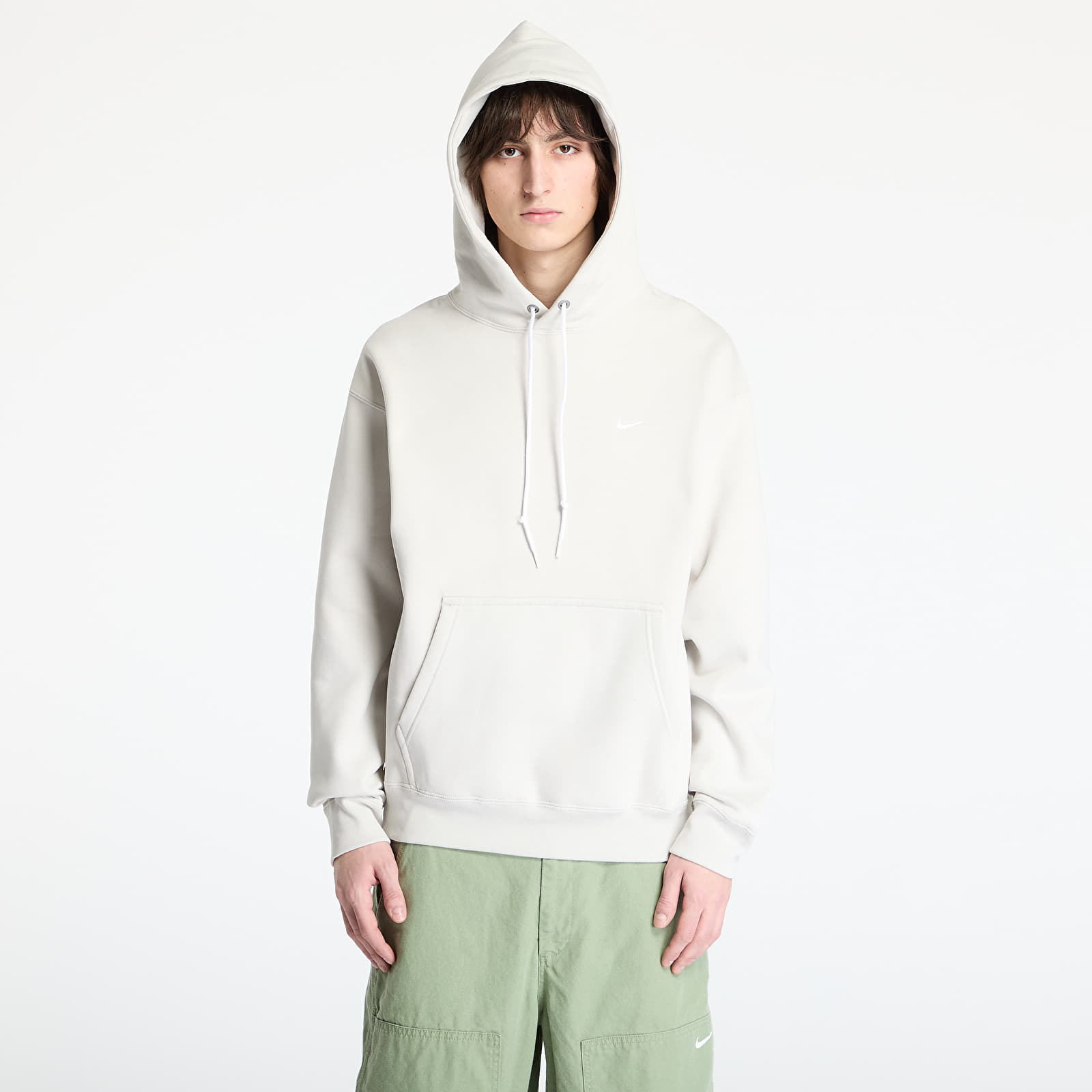 Pánské mikiny Nike Solo Swoosh Men's Fleece Pullover Hoodie Light Bone/ White