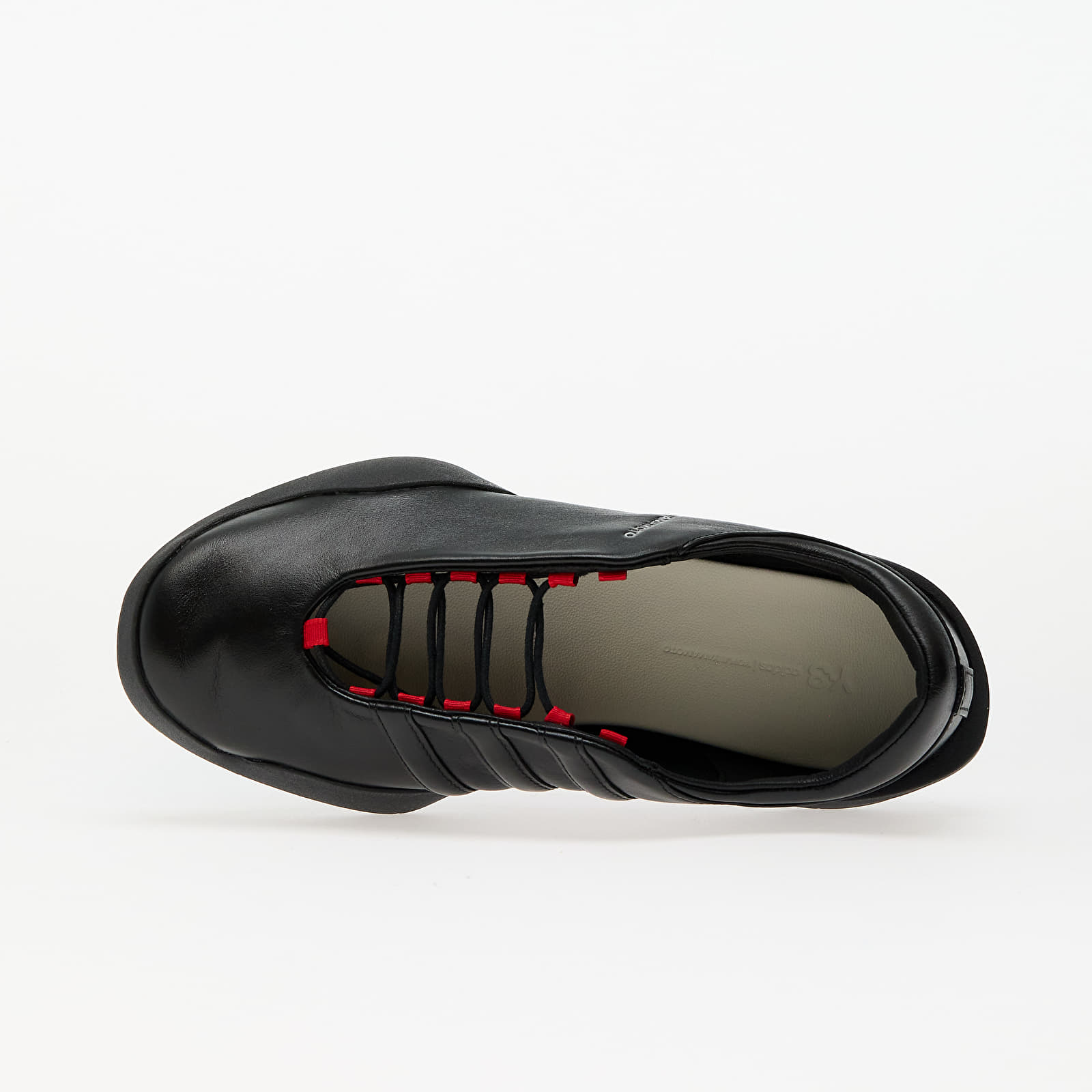 Männer Y-3 Regu Mary Jane Black/ Black/ Better Scarlet