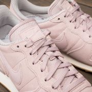 Nike internationalist best sale particle rose