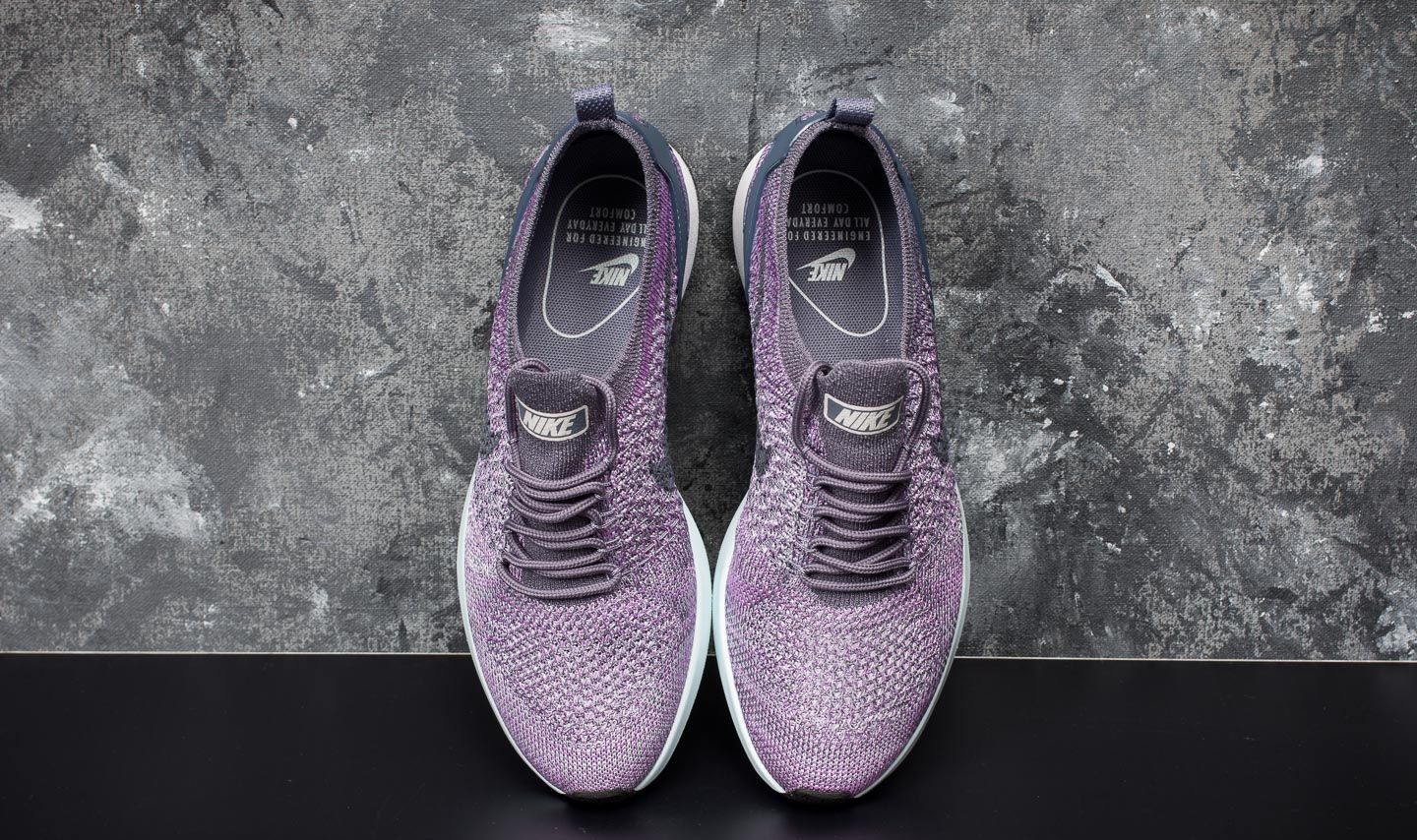 Nike flyknit mariah purple discount