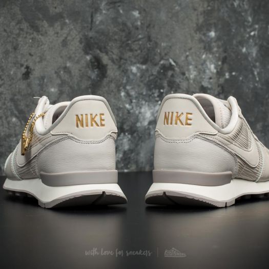 Women s shoes Nike W Internationalist Premium Vast Grey Vast Grey